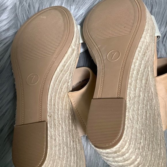 Women's Adelina Microsuede Two Band Espadrille - Picture 3 of 3